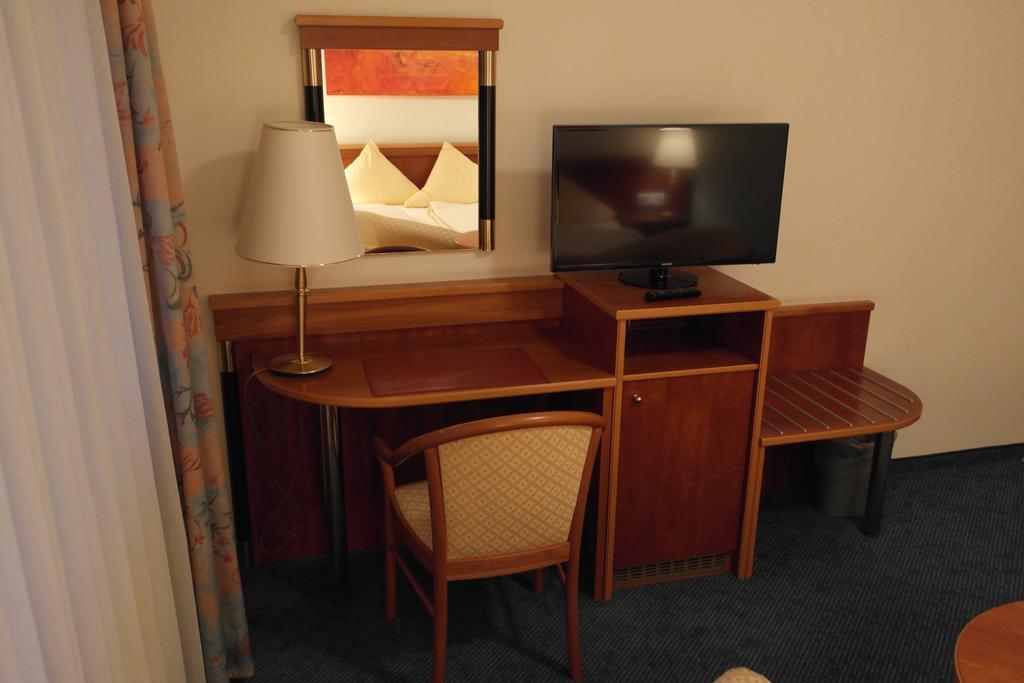 Hotel Jahnhaus Langenfeld  Quarto foto